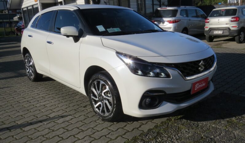 
								Suzuki Valeno 4×2 motor 1.5 Blanco full									
