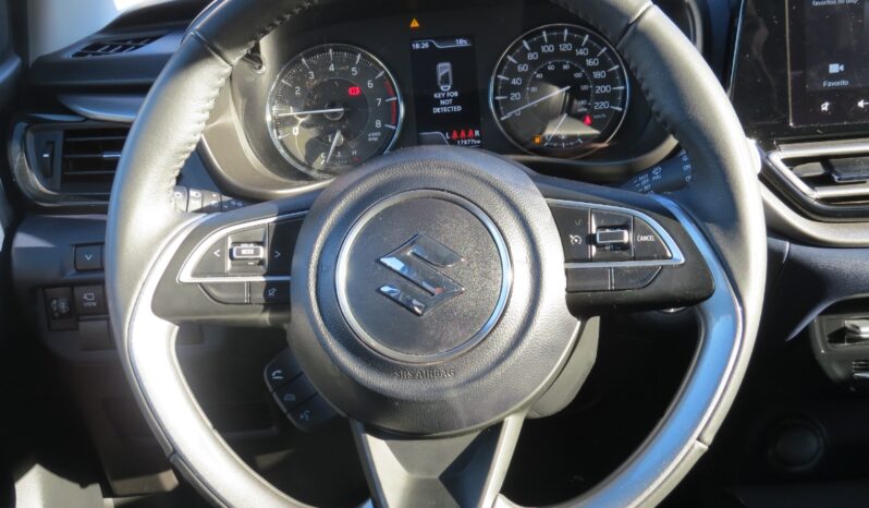 
								Suzuki Valeno 4×2 motor 1.5 Blanco full									